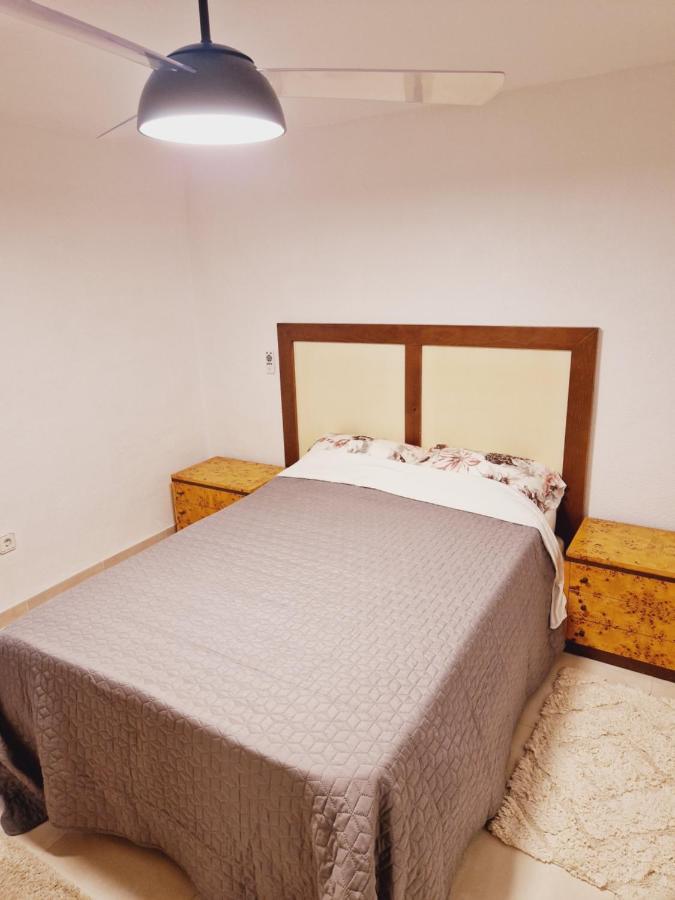 Magnifico Chalet Adosado En Torrevieja, Alicante. エクステリア 写真